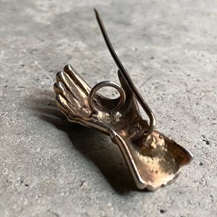 1900-20年代 金張 ガラス ハンドモチーフ ハットピン（Gold Cased
