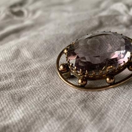 1910ǯ 9K ᥷ ֥9KYG Amethyst Brooch