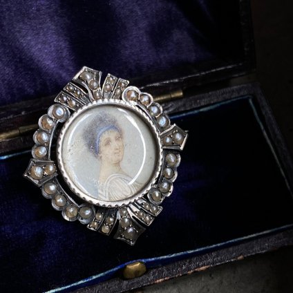 ȥꥢ С ѡ ߥ˥塼 ֥Silver Pearl Miniature Brooch