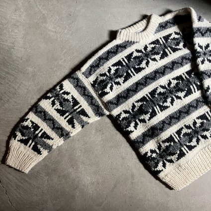 ヴィンテージ ヴァージンウール エクアドル製 ハンドニット（Vintage Ecuador Hand Knit）