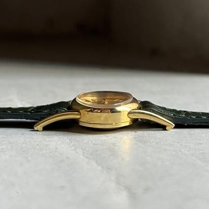 Jaeger LeCoultre（ジャガー ルクルト）18KYG 金無垢 オーバル