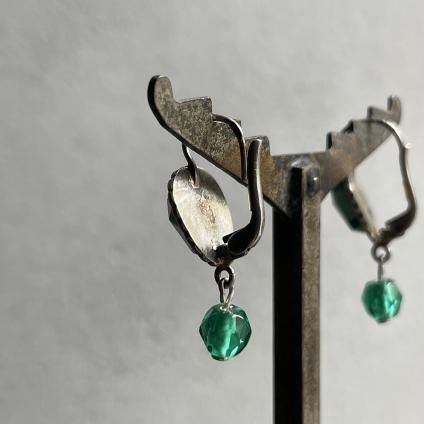 ơ С ꡼ 饹 ԥVintage Silver Green Glass Earrings