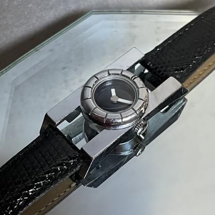 LANVINʥХDESIGN  WATCH BLACK DIAL