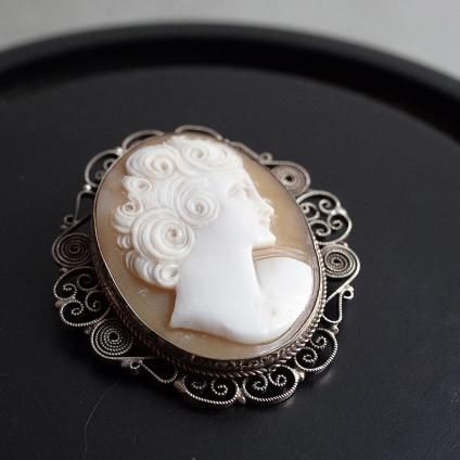 ơ ᥪ  ᥿ եꥰ꡼ ڥ ֥Vintage Cameo Shell Metal Filigree Pendant Brooch