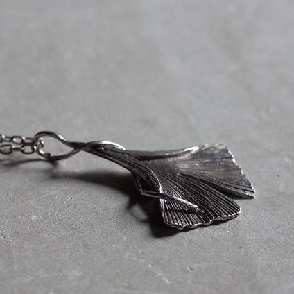ヴィンテージ シルバー 銀杏 ネックレス(Vintage Silver Ginkgo ヴィンテージ シルバー 銀杏 ネックレス(Vintage Silver Ginkgo