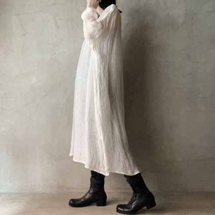 <img class='new_mark_img1' src='https://img.shop-pro.jp/img/new/icons13.gif' style='border:none;display:inline;margin:0px;padding:0px;width:auto;' />suzuki takayuki feather dress  ʥ業 եɥ쥹Off White