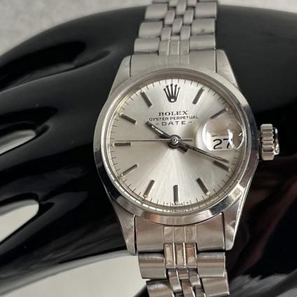 ROLEX OYSTER PERPETUAL DATE（ロレックス オイスター