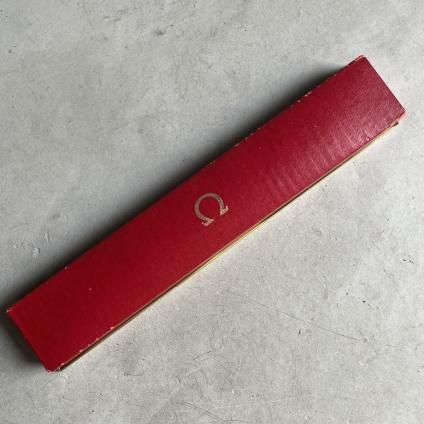 OMEGA Deville 不動品 ケース付き OMEGA DE VILLE（オメガ デビル）トノーケース 絹目ダイヤル