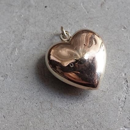 ȥꥢ-ǥ 9 ѡ ֥롼饹 ϡ ڥȡVictorian-Art Deco 9K Pearl Blue Glass Heart Pendant
