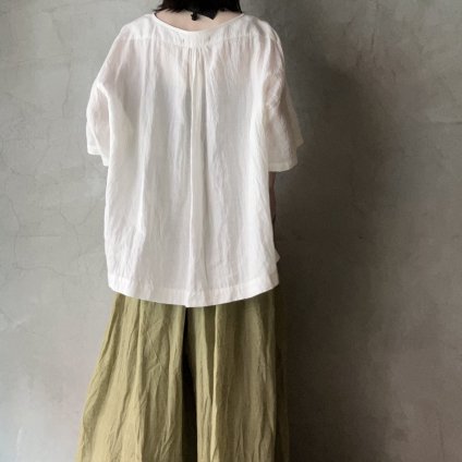 suzuki takayuki pullover blouse（スズキタカユキ プルオーバーブラウス）White - JeJe PIANO  ONLINE BOUTIQUE 神戸のアンティーク時計,ジュエリー,ファッション専門店