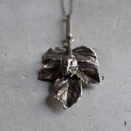 ヴィンテージ フローラダニカ シルバーギルト 植物 ネックレス