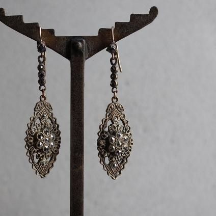 1930ǯ ǥ ᥿ ޡ ե ԥ1930's Art Deco Metal Marcasite Flower Earrings