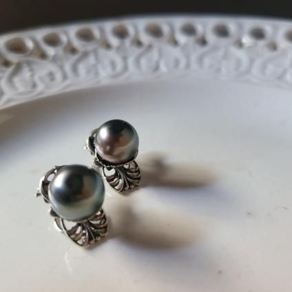 1940ǯ 륤졼 饹ѡ  ⡼꡼1940's Louis Rousselet Glass Pearl Earrings Smoky Green