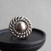 1940-50ǯ ơ ᥿ 饦 ĥ 󥰡1940-50's Vintage Metal Round Twist Ring