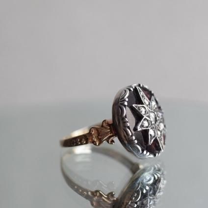 ȥꥢ 18 ͥå  󥰡Victorian 18K Garnet Diamond Ring