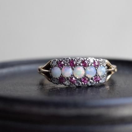 1920-1940ǯ 18 ӡ ѡ  Х 󥰡1920 -1940's 18K Ruby Opal Diamond Band Ring