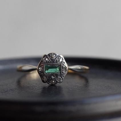 アール・デコ 18金 プラチナ エメラルド ダイヤモンド リング(Art Deco 18K Pt Emerald Diamond Ring)- JeJe PIANO ONLINE BOUTIQUE 神戸のアンティーク時計,ジュエリー,ファッション専門店 アール・デコ 18金 プラチナ エメラルド ダイヤモンド リング(Art Deco 18K Pt Emerald Diamond Ring)- JeJe PIANO ONLINE BOUTIQUE 神戸のアンティーク時計,ジュエリー,ファッション専門店