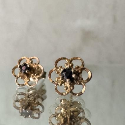 ơ 9 ե ե ԥ9KYG Sapphire Earrings