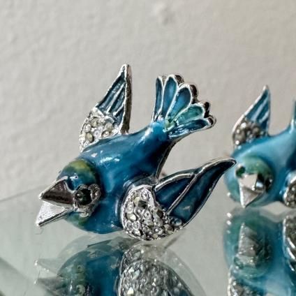 大型セールや時期 メタル 1950年代 エナメル Enamel イヤリング（Metal 鳥 アクセサリー