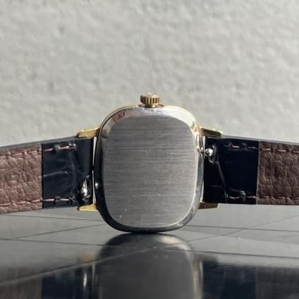 OMEGA GENEVEʥᥬ ֡͡˥쥯󥮥顼 Ȣ