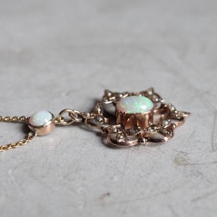 9 ѡ ɥѡ  饹 ڥȡEarly 20th 9K Opal Seed Pearl Cluster Pendant