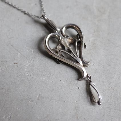 ̡ܡ ʥڥ ѡ ꡼ ڥȡArt Nouveau Enamel Paint Peal Leaf Pendant 