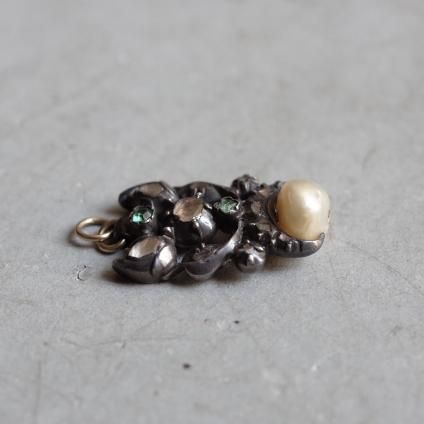硼 С    ڥȥȥåסGeorgian Silver Diamond, Emerald Natural Pearl Pendant Top 