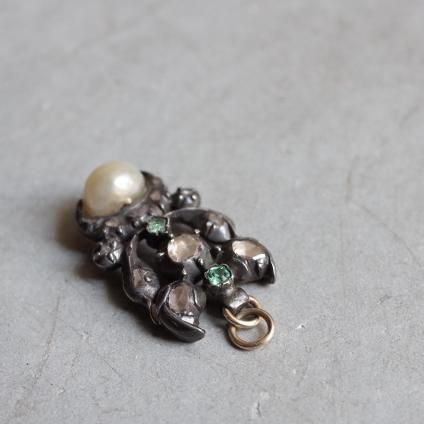 硼 С    ڥȥȥåסGeorgian Silver Diamond, Emerald Natural Pearl Pendant Top 