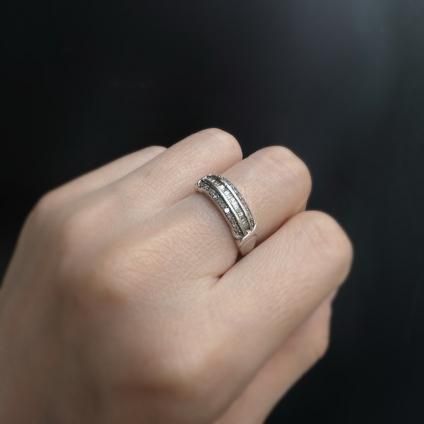 ビンテージ リング ダイヤ 1カラット&メレダイヤ24石 プラチナ張りシルバー ビンテージ リング ダイヤ 1カラット&メレダイヤ24石 プラチナ張りシルバー