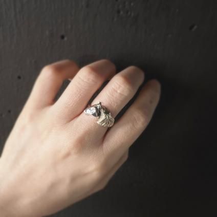 ヴィンテージ 9金 ダイヤモンド ホースリング（9KYG・WG Diamond Horse