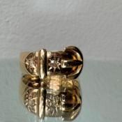 1919ǯ 18  Хå󥰡18KYG Diamond Bukkle Ring