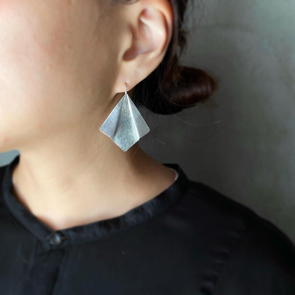  ǥʡ С ꥬߥԥIndia Designer's  Silver ORIGAMI Earrings