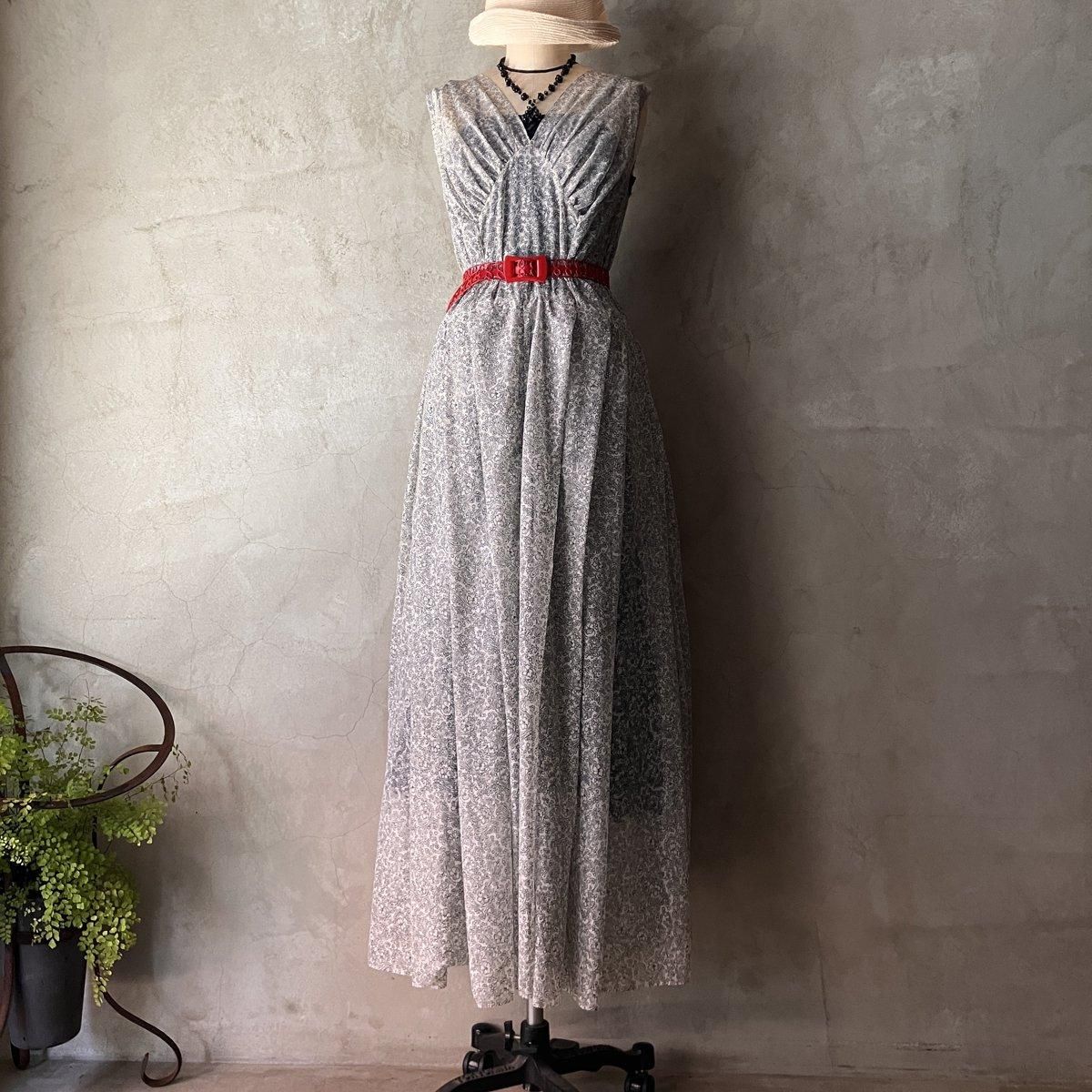 1950ǯ ޥ  ɥ쥹 ץ饹å٥դDamask Sheer Dress & Old Plastic Belt