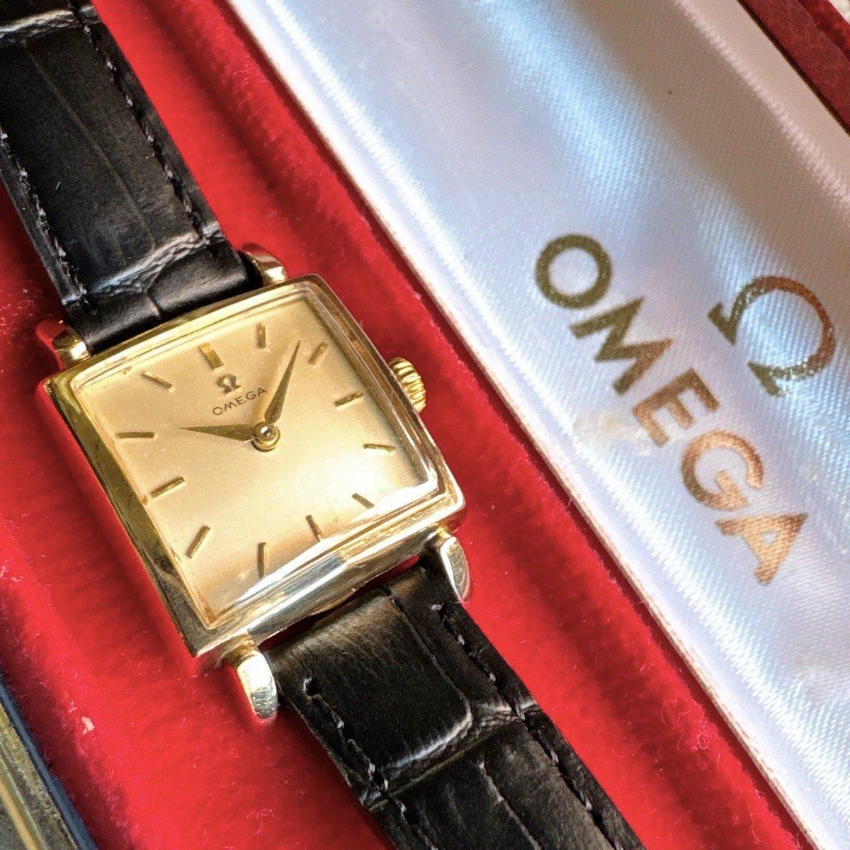 OMEGAアンティーク金色スクエアケースのレディース時計 OMEGA（オメガ） 金張 変わりスクエアケース 純正ケース付