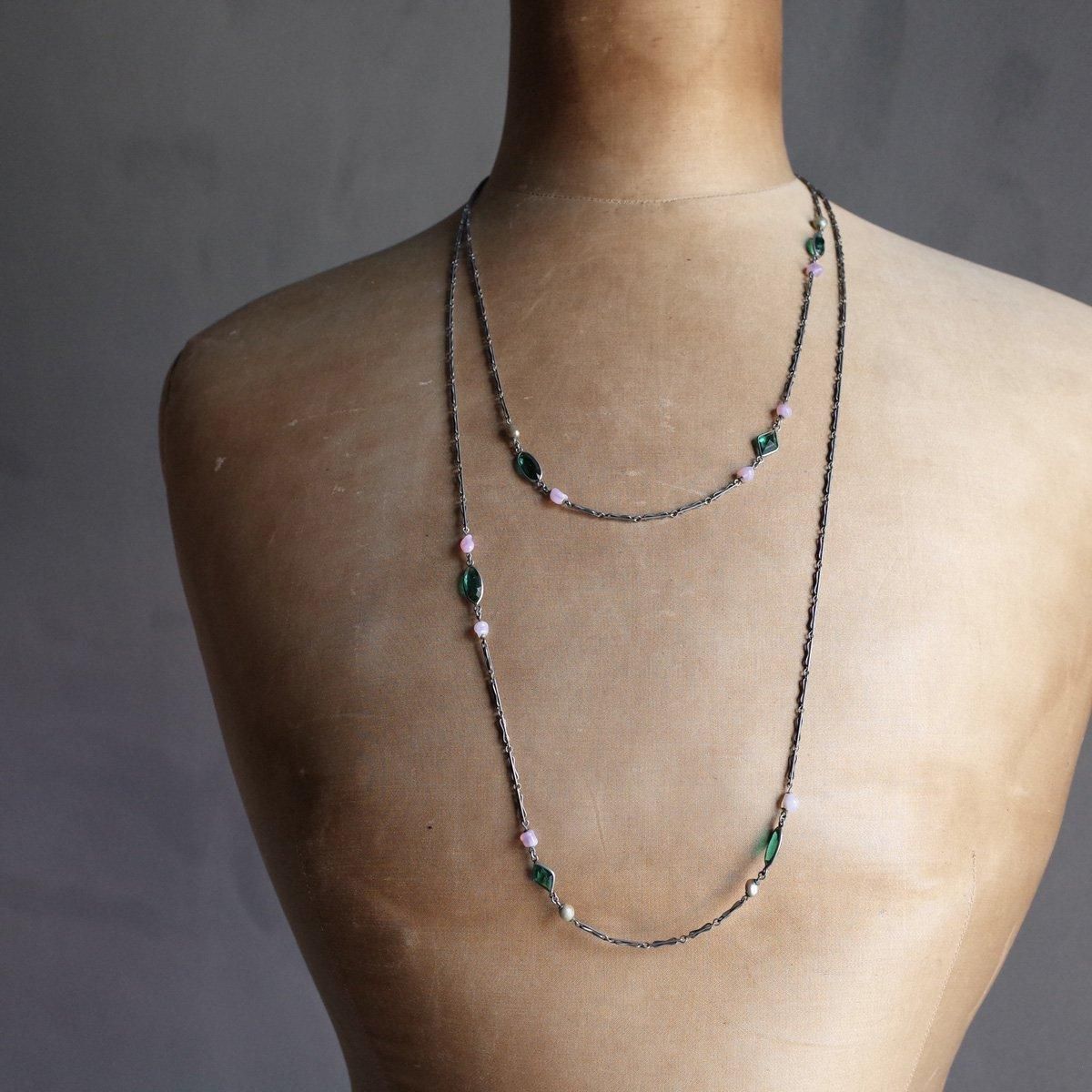 ᥿ ꡼󥬥饹 󥰥ͥå쥹1900-1920's Metal Green Glass Long Necklace