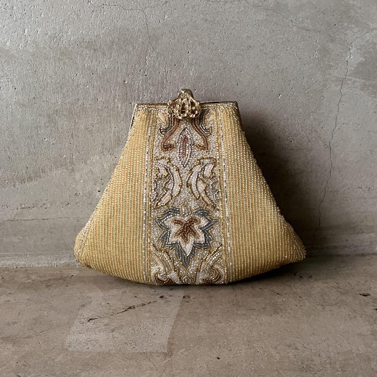 ơ ӡ ꡼ ХåVintage Beads Leaf Pattern Bag