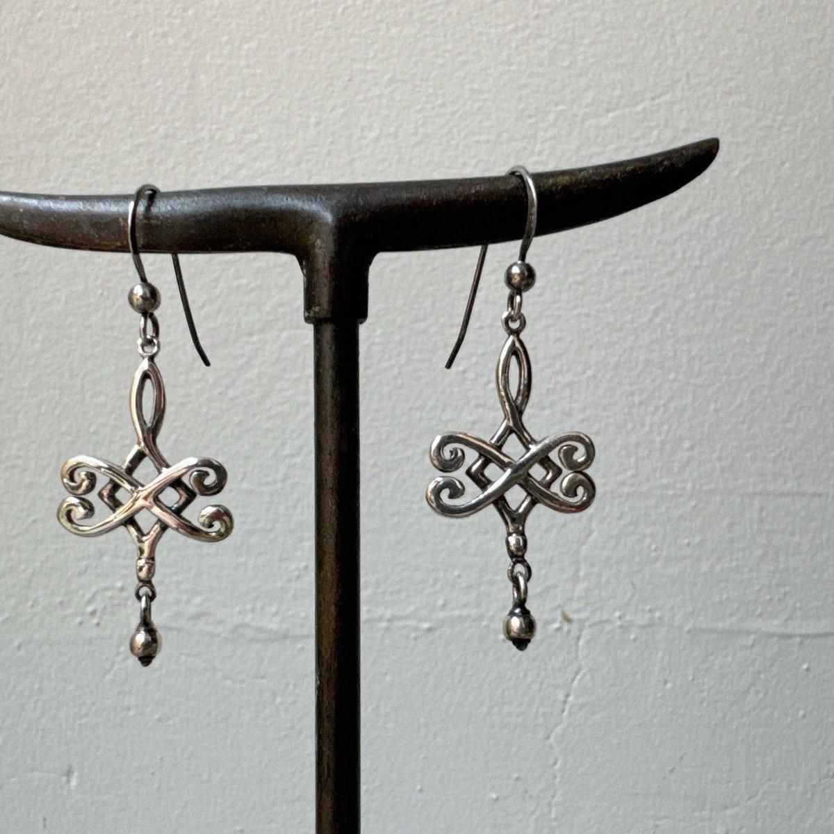 ơ С ƥåΥåȥԥSilver Celtic Knot Earrings