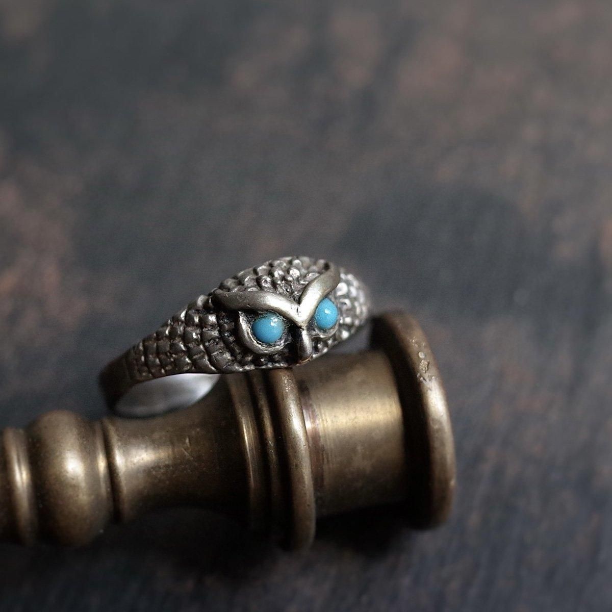  С 饹 󥰡Vintage Owl Silver Turquoise Glass Ring