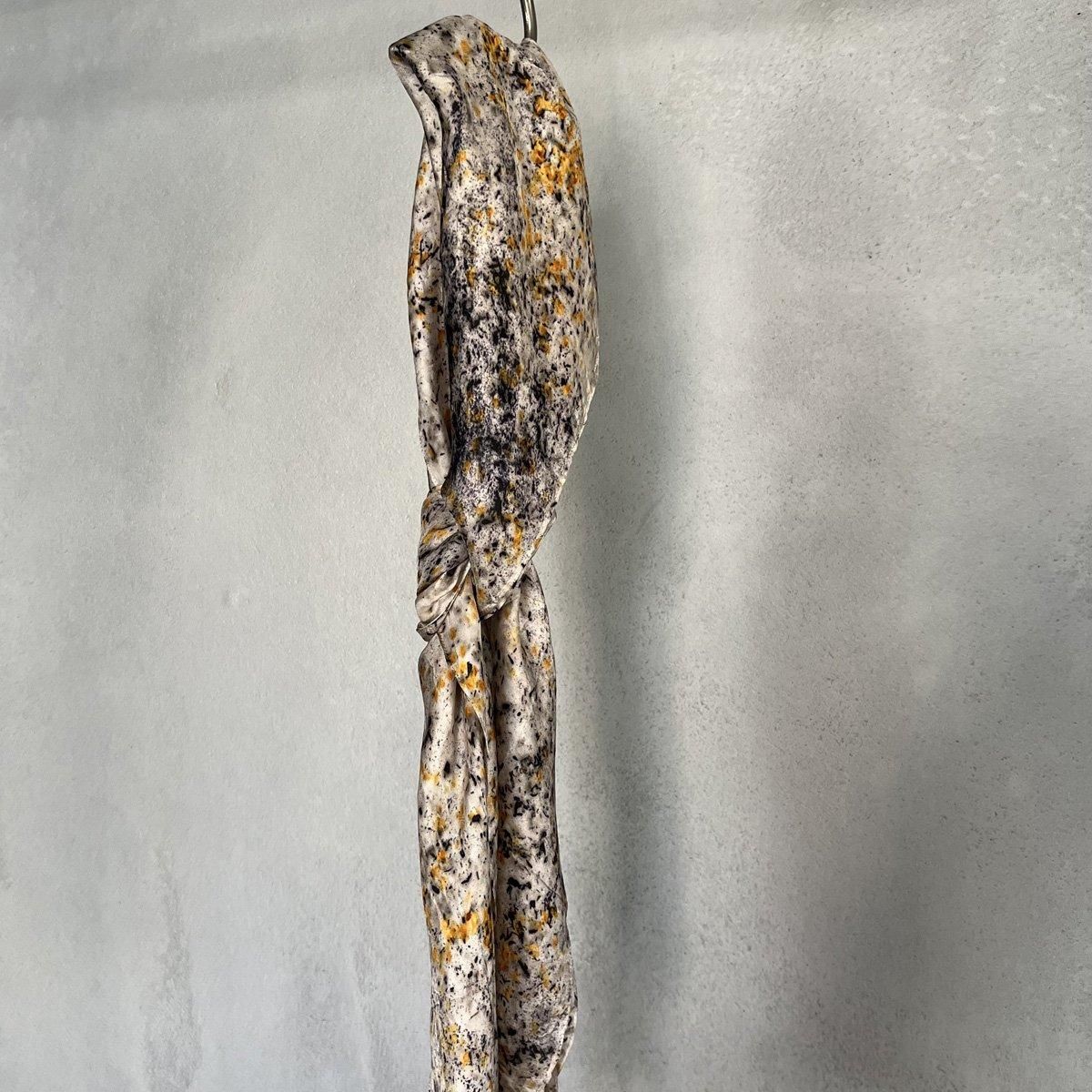 <img class='new_mark_img1' src='https://img.shop-pro.jp/img/new/icons13.gif' style='border:none;display:inline;margin:0px;padding:0px;width:auto;' />...et RʥơSilk Scarf 90cm logwood