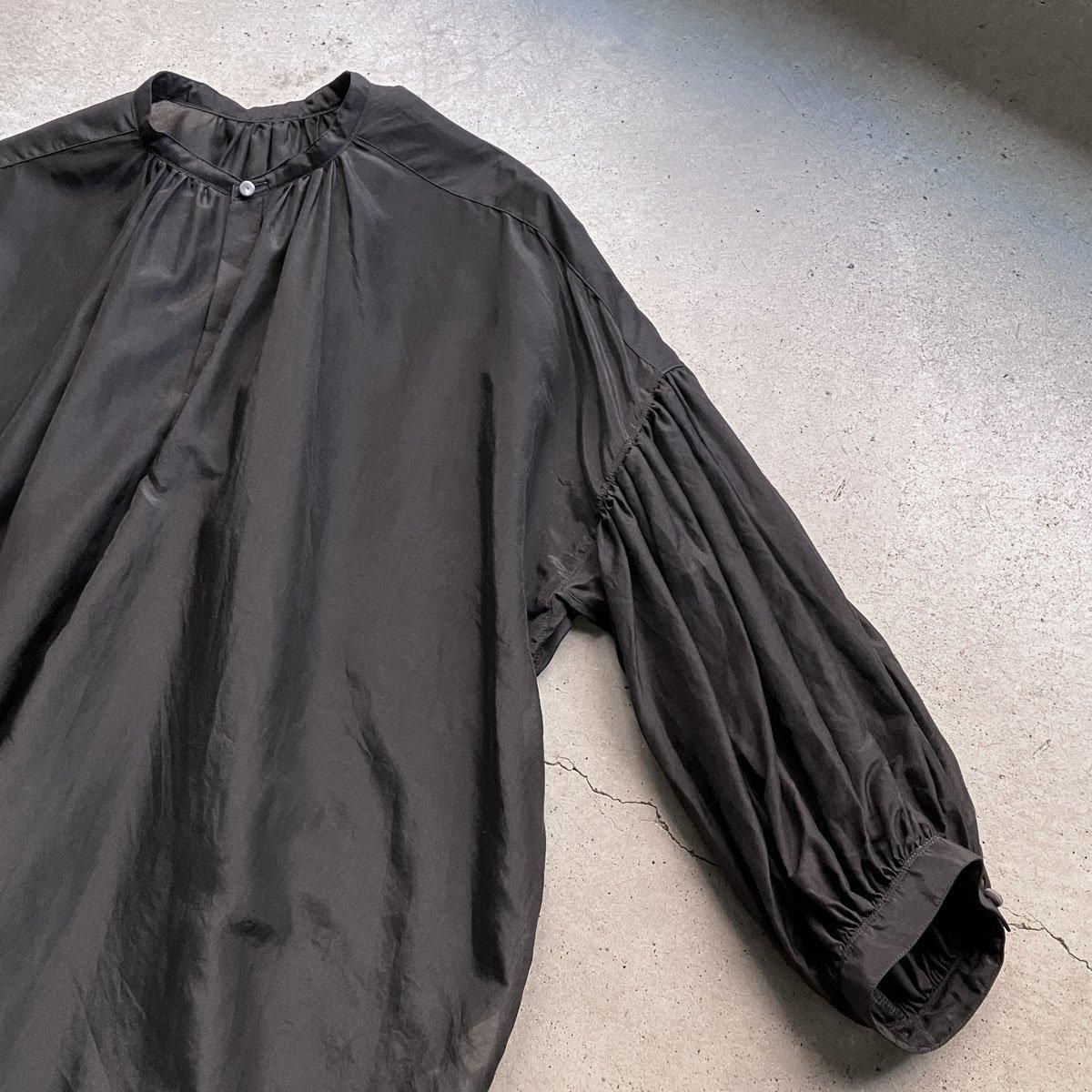 suzuki takayuki puff-sleeve blouseʥ業 ѥե꡼֥֥饦Black