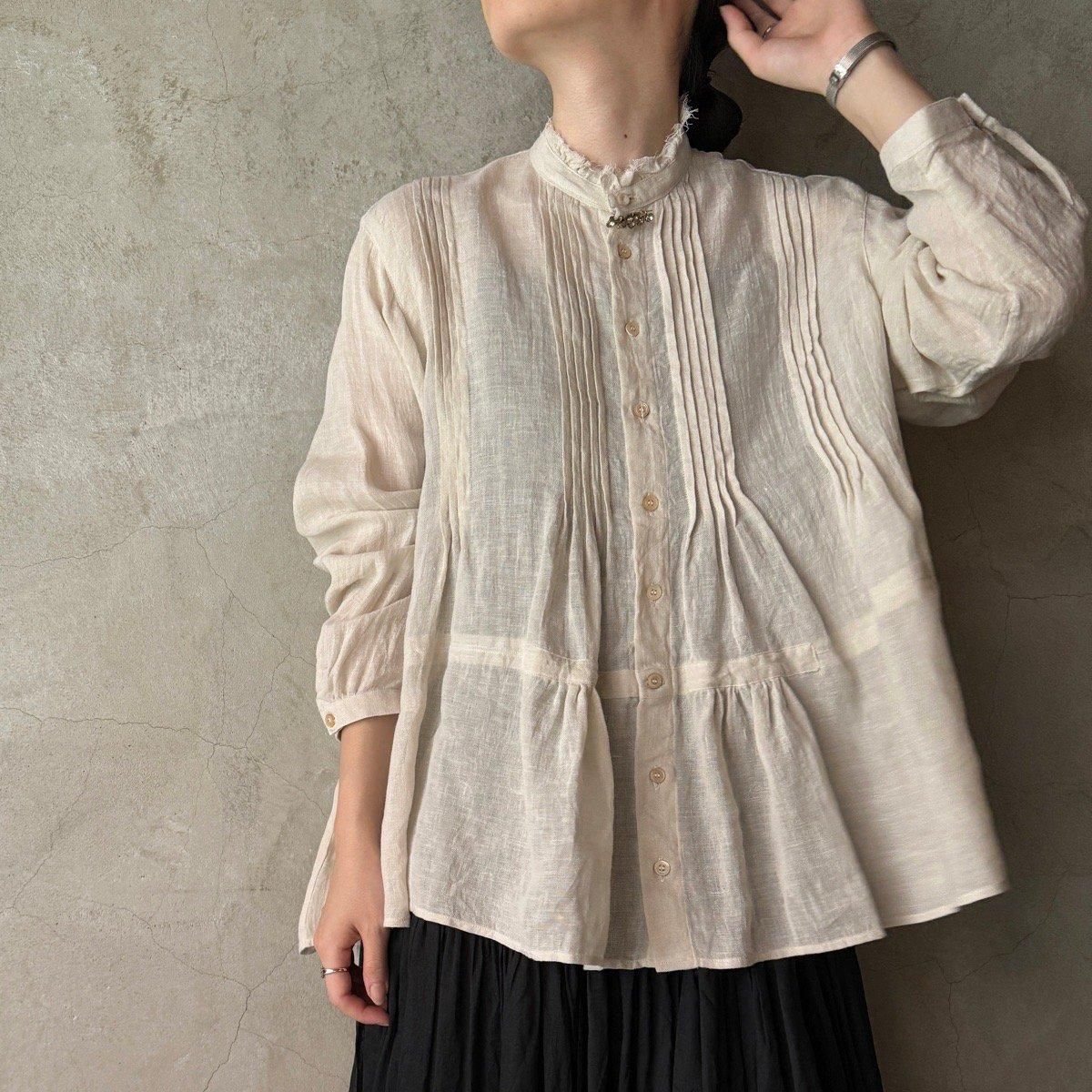 suzuki takayuki pin-tuck blouseʥ業 ԥ󥿥å֥饦Ivory
