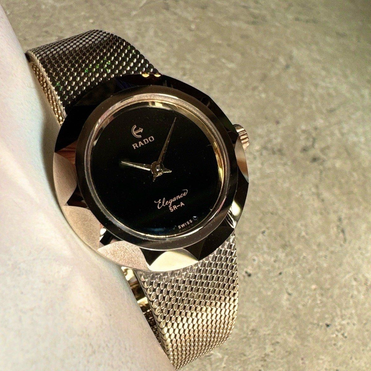 RADO Elegance(ラドー エレガンス)黒文字盤 変わりベゼル 純正 RADO Elegance(ラドー エレガンス)黒文字盤 変わりベゼル 純正
