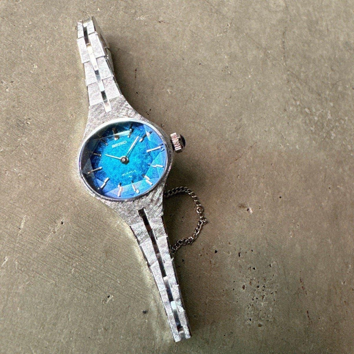 SEIKO ANGEL（セイコー エンジェル）カットガラス 3針 -JeJe