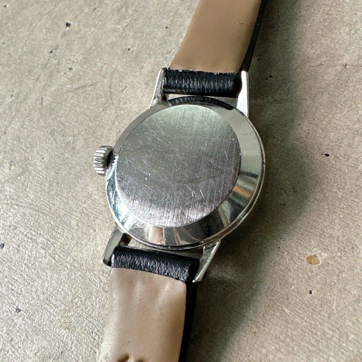 OMEGA GENEVEʥᥬ ֡͡˥ǥå