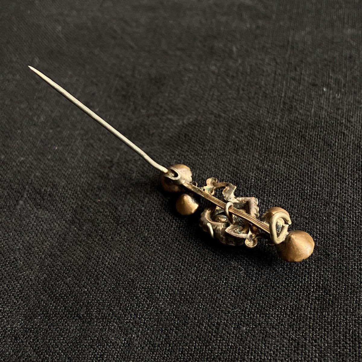 エドワーディアン 真鍮 ガラス ハート ブローチ（Brass Glass