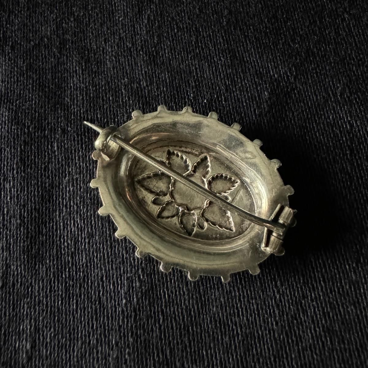 ȥꥢ С ⡼˥󥰥֥ 鯡Victorian  Silver Mourning Brooch