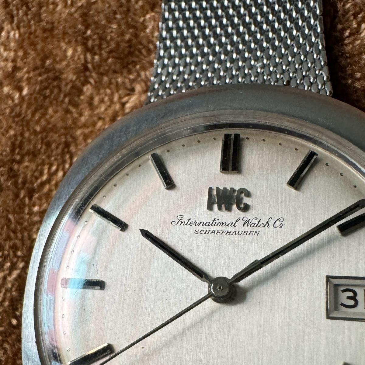 IWC SHAFFHAUSEN（インターナショナルウォッチカンパニー