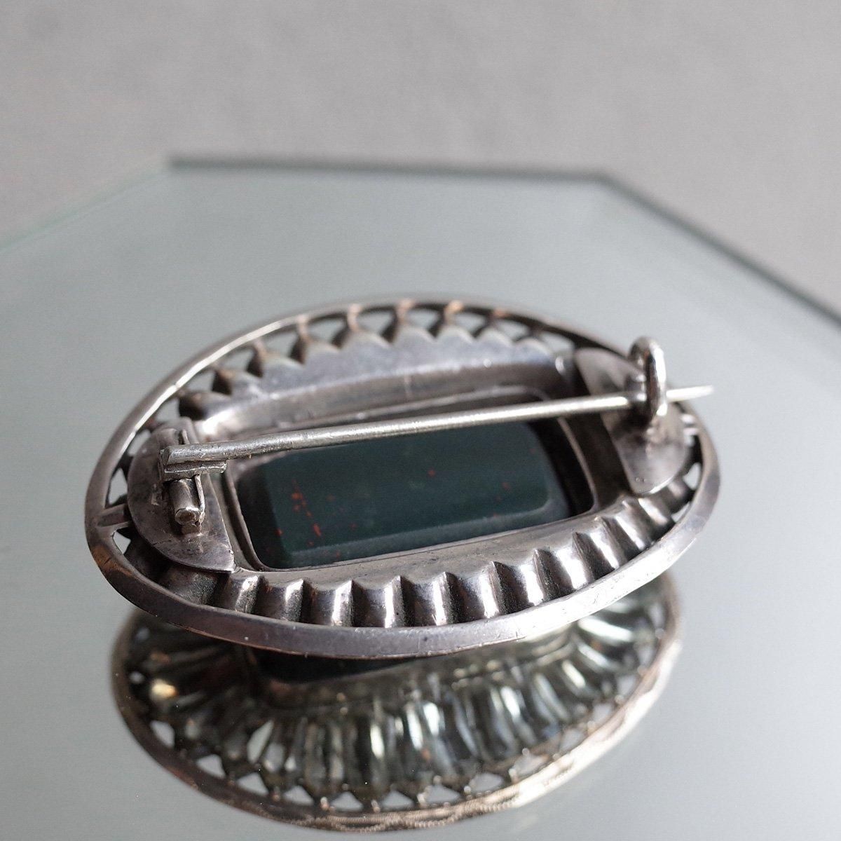 ֥åɥȡ ڡȥ饹 С ֥Georgian-Victorian Bloodstone Paste Glass Silver-gilt Brooch