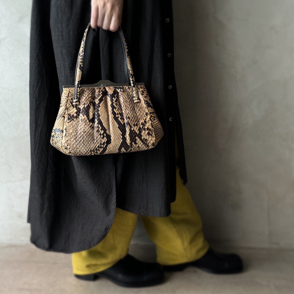 ヴィンテージ パイソン革 バッグ（Vintage Python Leather Hand Bag）- JeJe PIANO ONLINE  BOUTIQUE 神戸のアンティーク時計,ジュエリー,ファッション専門店