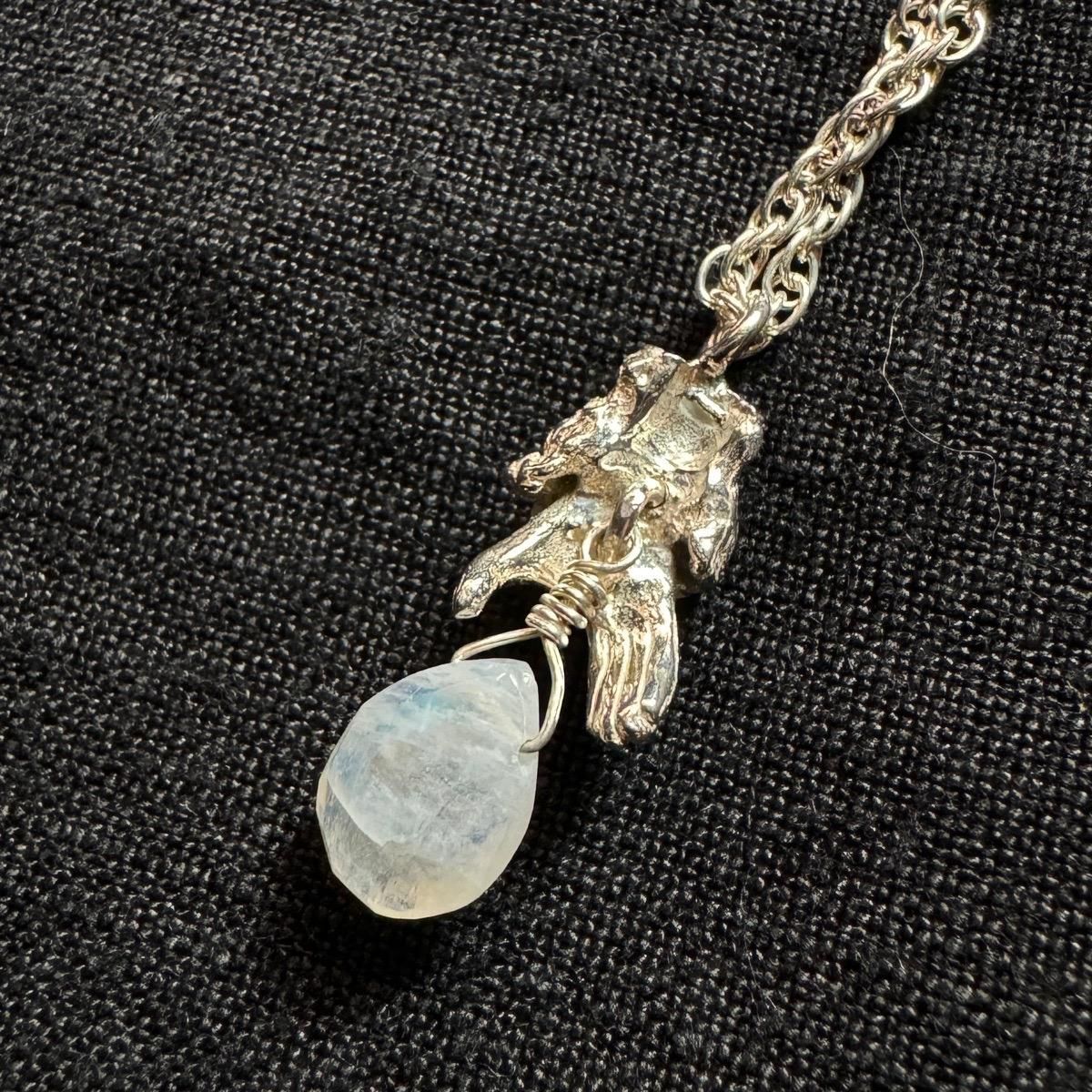 momocreatura Lady's Hand Necklace Silver Moon Stoneʥࡼ󥹥ȡĽμ ͥå쥹 㥤ˡС